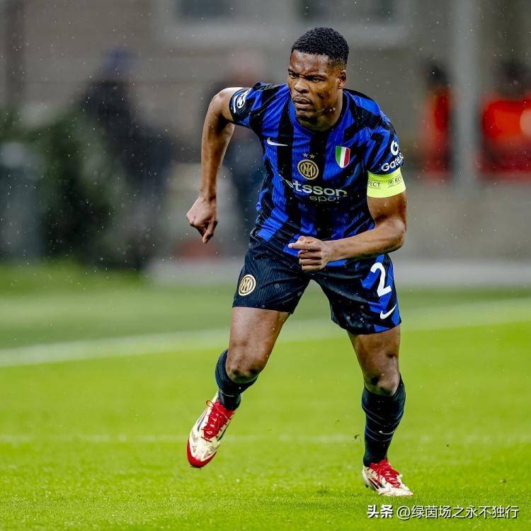 国米大麻烦：47场16球飞翼，离队解约金只2500万，曼城巴萨竞争！